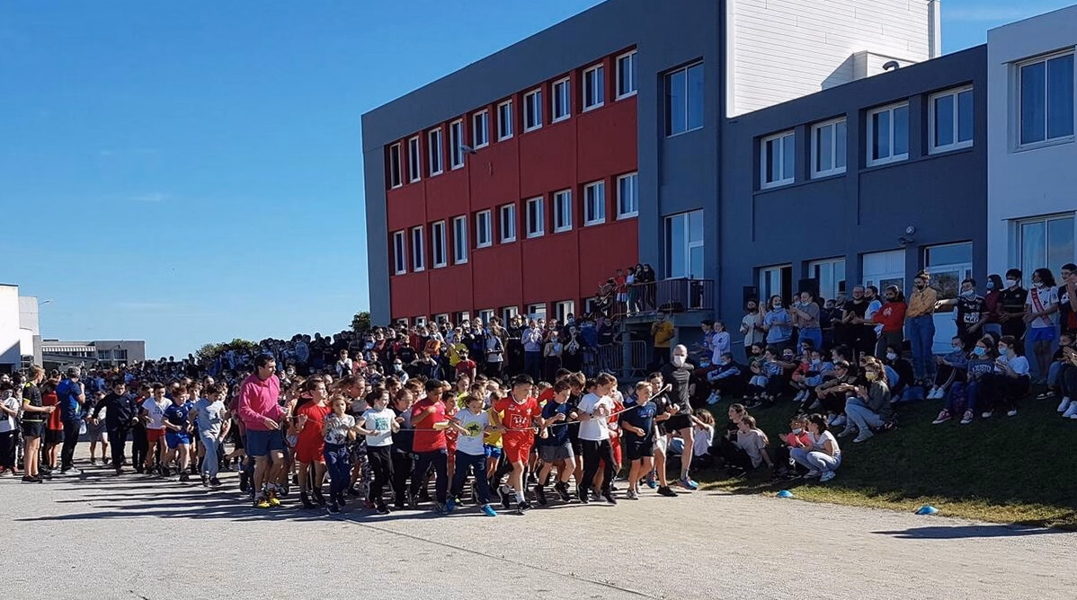 Tragédie dans un lycée suédois : un mort et trois blessés lors d&rsquo;une attaque à l&rsquo;épée
